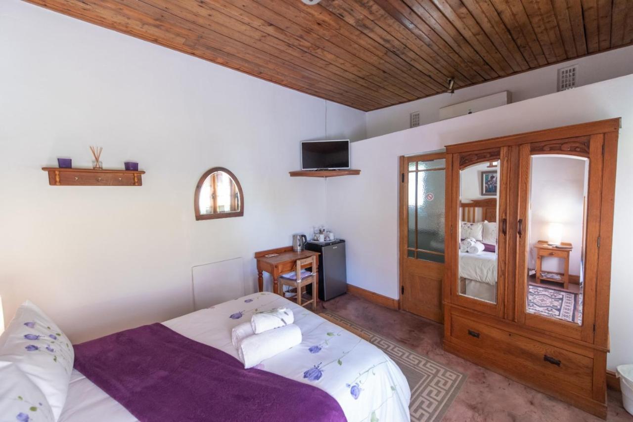 Leo Guest House Robertson Εξωτερικό φωτογραφία